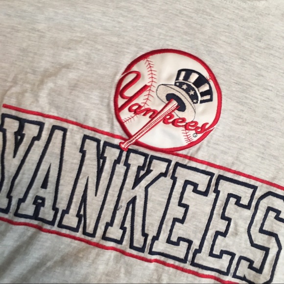 Men’s collectible Yankees tee - Picture 2 of 3